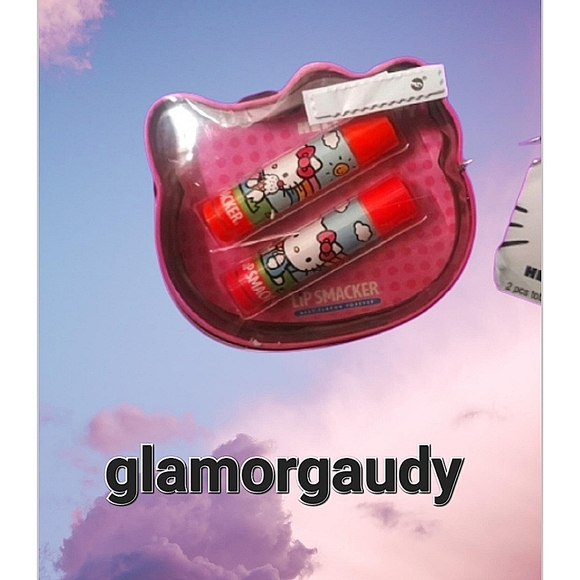 ❤️🐍Hello kitty Lip Smackers - Picture 2 of 9